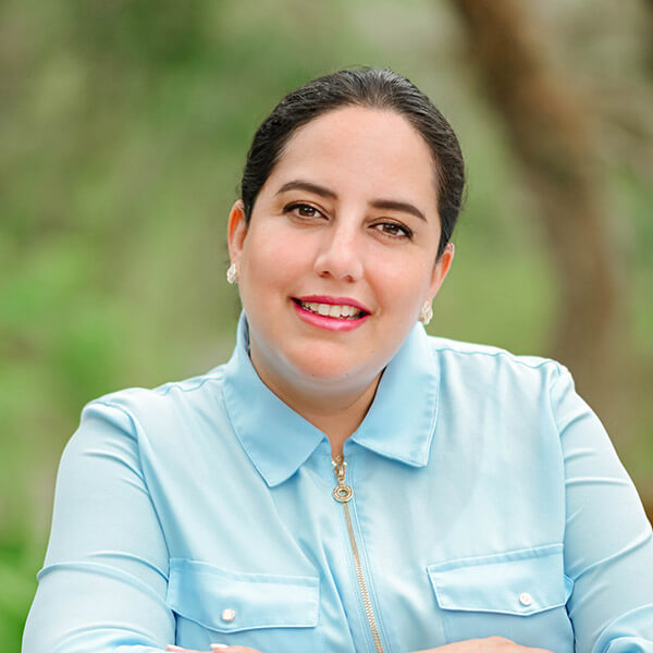 Mariela Davalos
